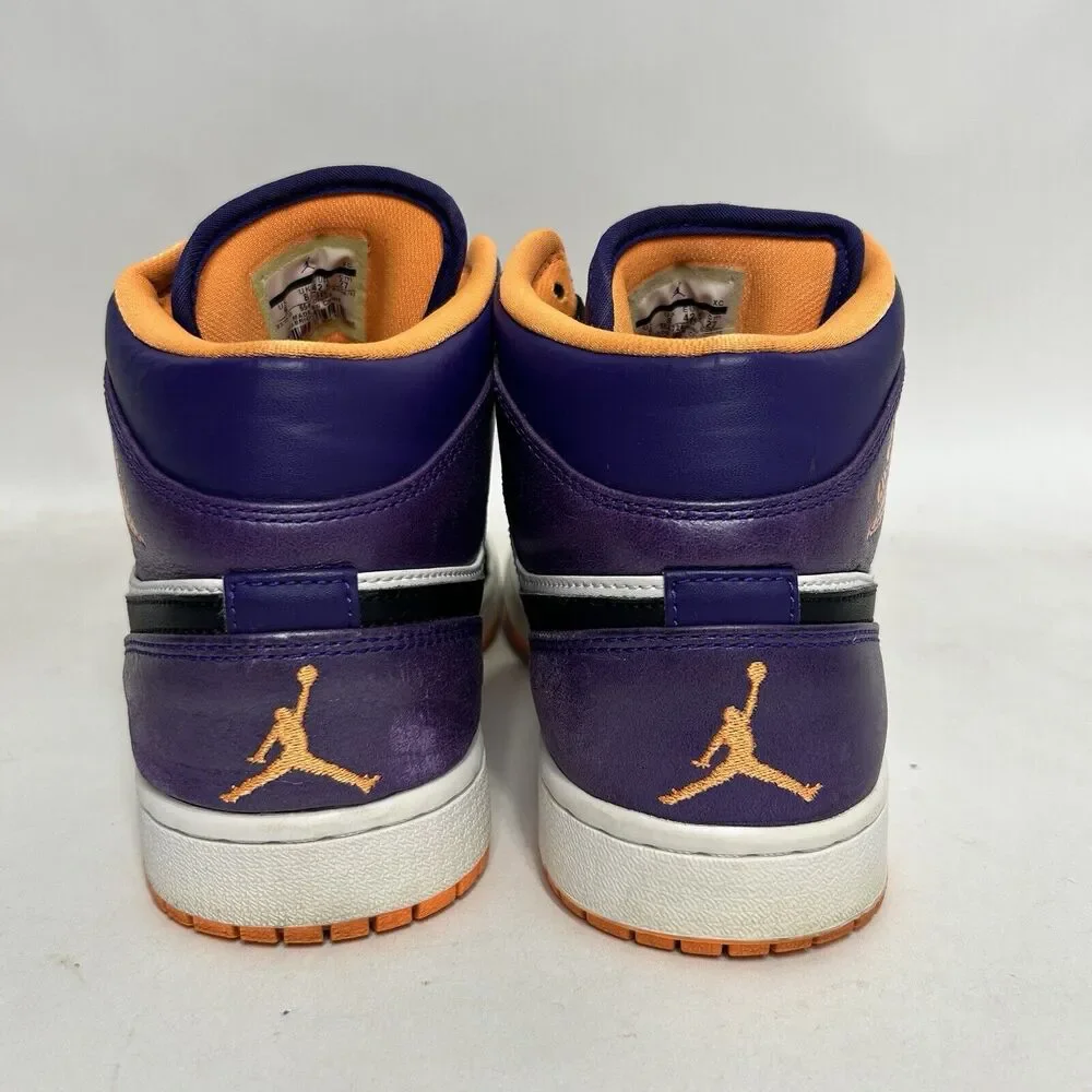 Nike this pair